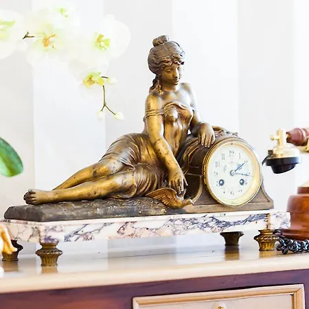 Logis Le Relais Sarrasin 2*